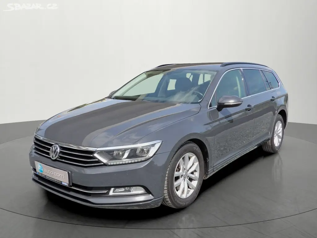 Volkswagen Passat, 2.0TDI Comfort Adaptiv Navi